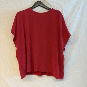 Chic Red Short Sleeve Top